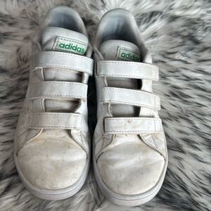 White Adidas kids size 3